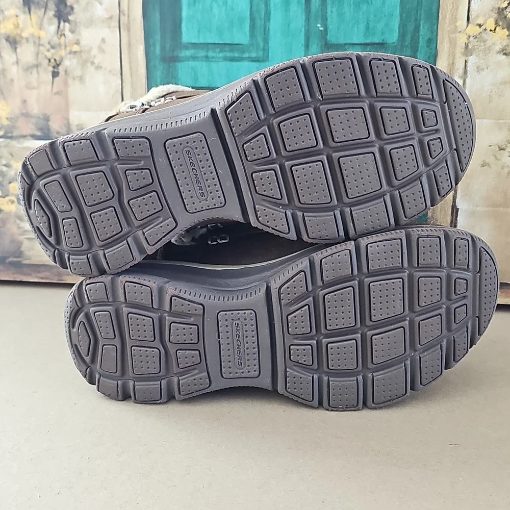 SKECHERS EASY GOING GOLD RUSH CHOCOLATE RELAXED FIT BOOTS WOMEN 6.5 WATER Resist